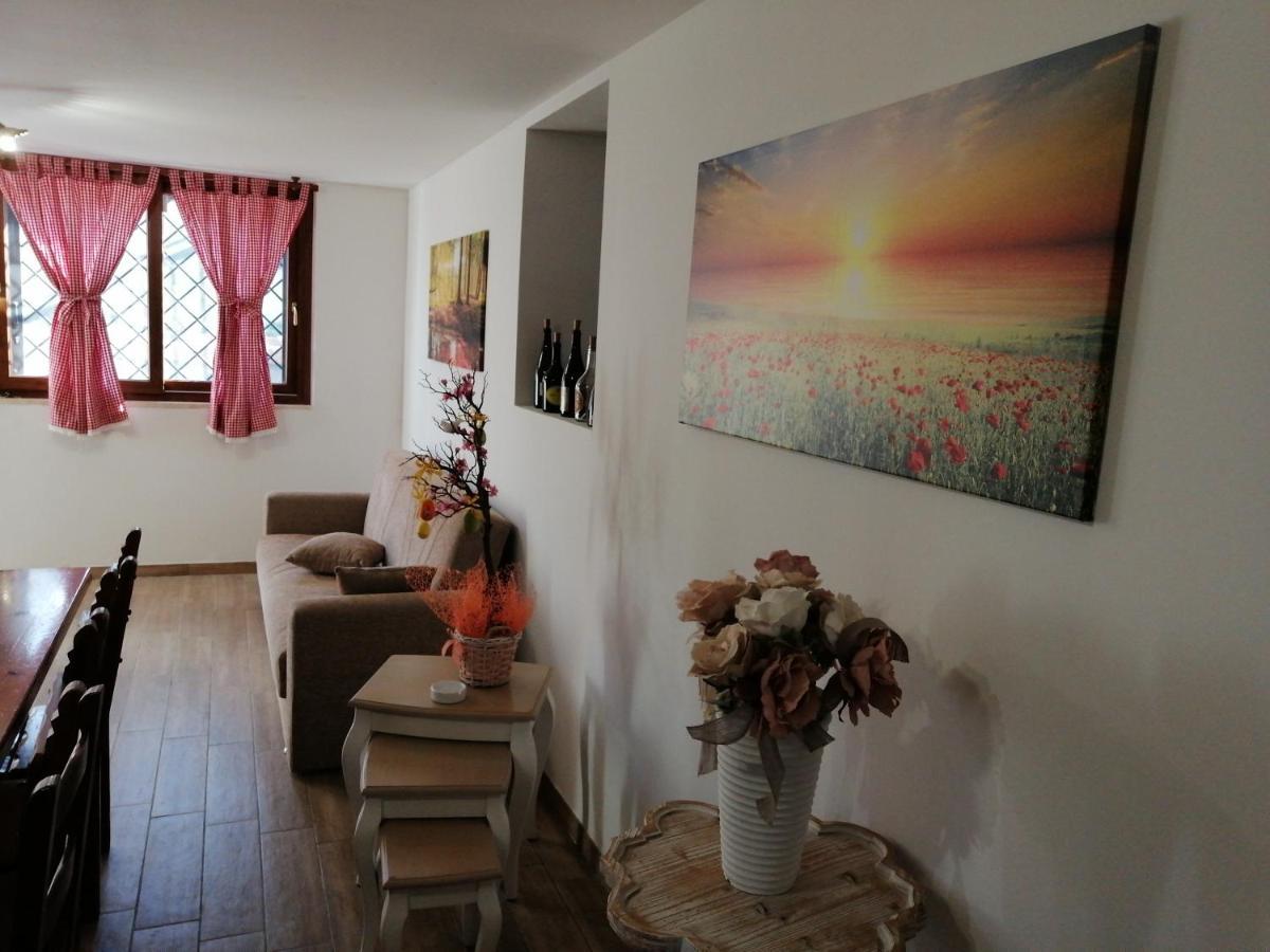 La Casa Del Borgo-Intero Appartamento لاتينا المظهر الخارجي الصورة